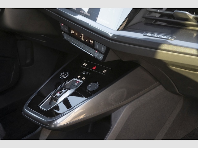 Audi Q4 e-tron SUV 45 e-tron Audi Q4 e-tron