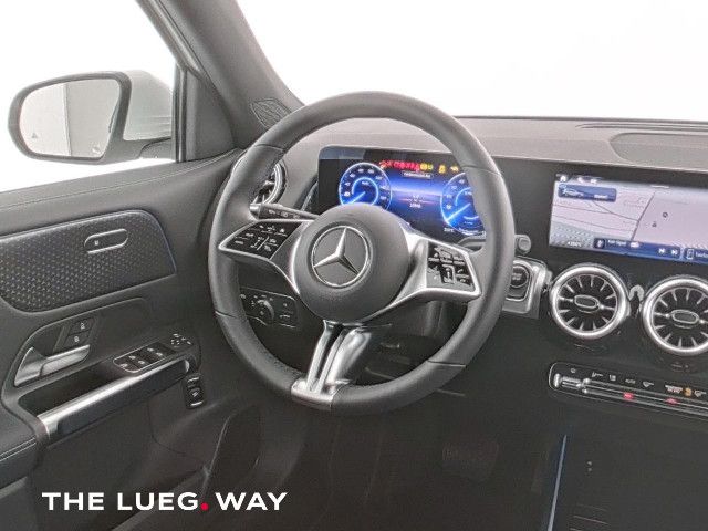 Mercedes-Benz EQB 300 4MATIC