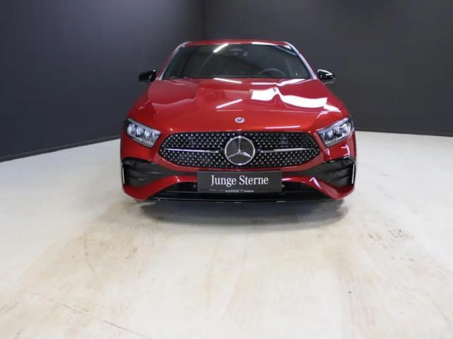 Mercedes-Benz A 180 AMG Line