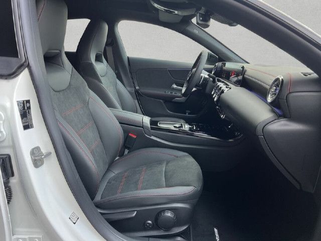 Mercedes-Benz CLA 180 Coupé