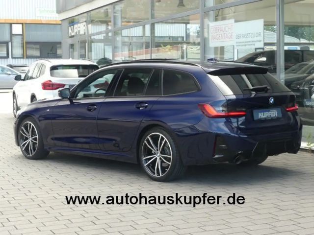 BMW 320 320d M-Sport Touring xDrive
