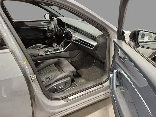 Audi S6 Avant Quattro