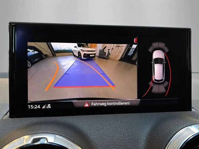 Audi Q2 35 TFSI S-Line