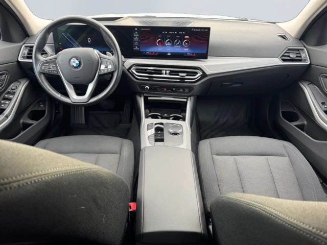 BMW 320 320d Touring xDrive