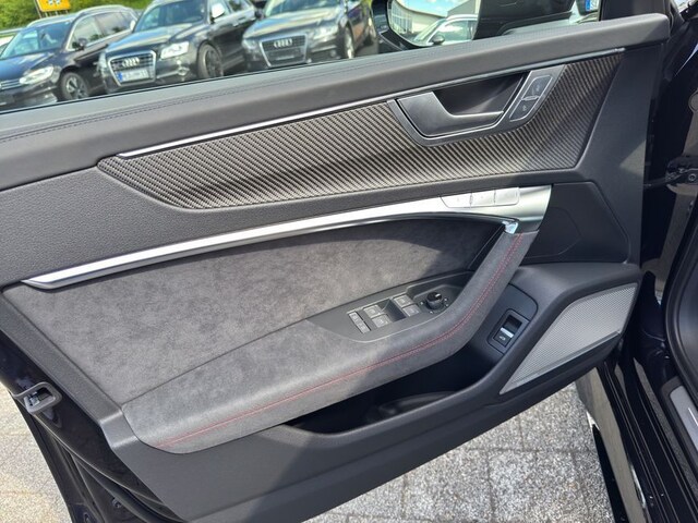 Audi A6 e-tron Avant Performance Quattro