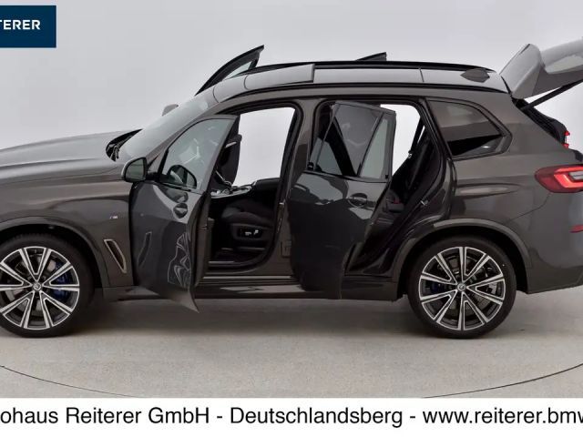 BMW X5 M50i xDrive