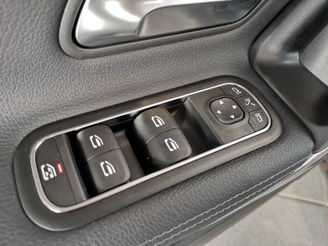 Mercedes-Benz A 180 Progressive