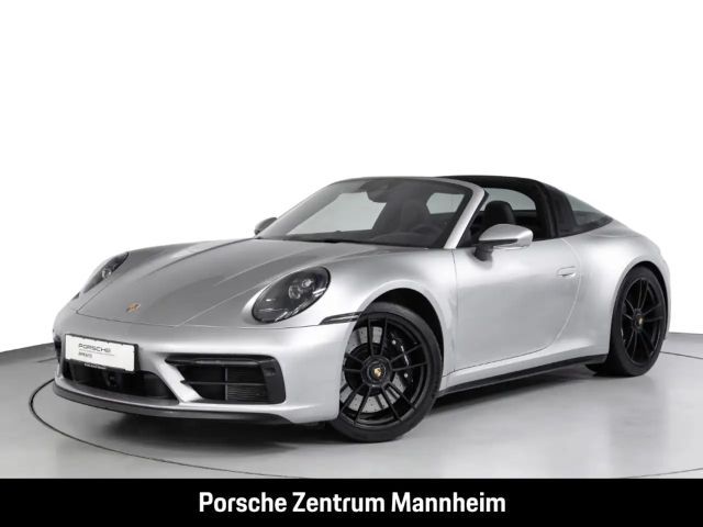 Porsche 992 4 Coupé GTS Targa