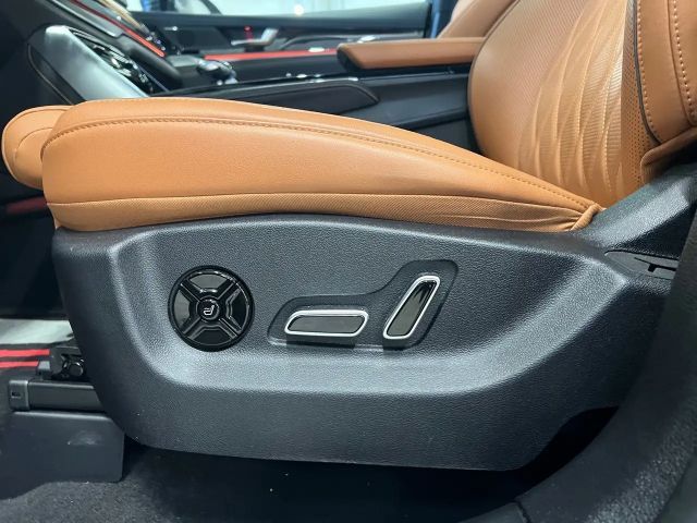 BYD Tang Tang 108,8 kWh Flagship