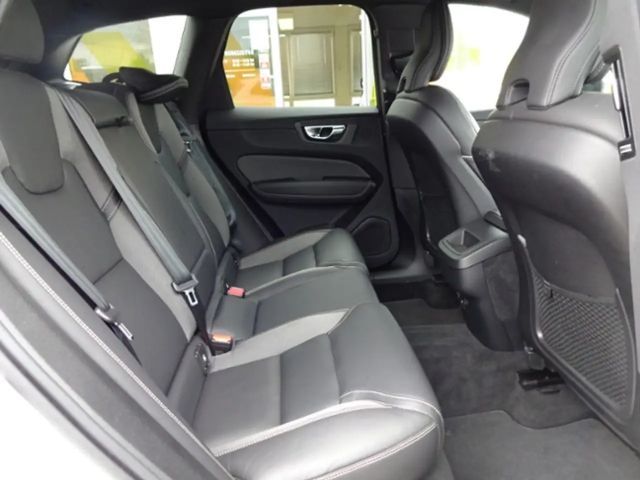 Volvo XC60 AWD R-Design