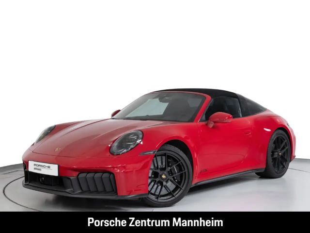 Porsche 992 4 Coupé GTS Targa