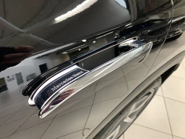 Mercedes-Benz EQE SUV 300 AMG Line