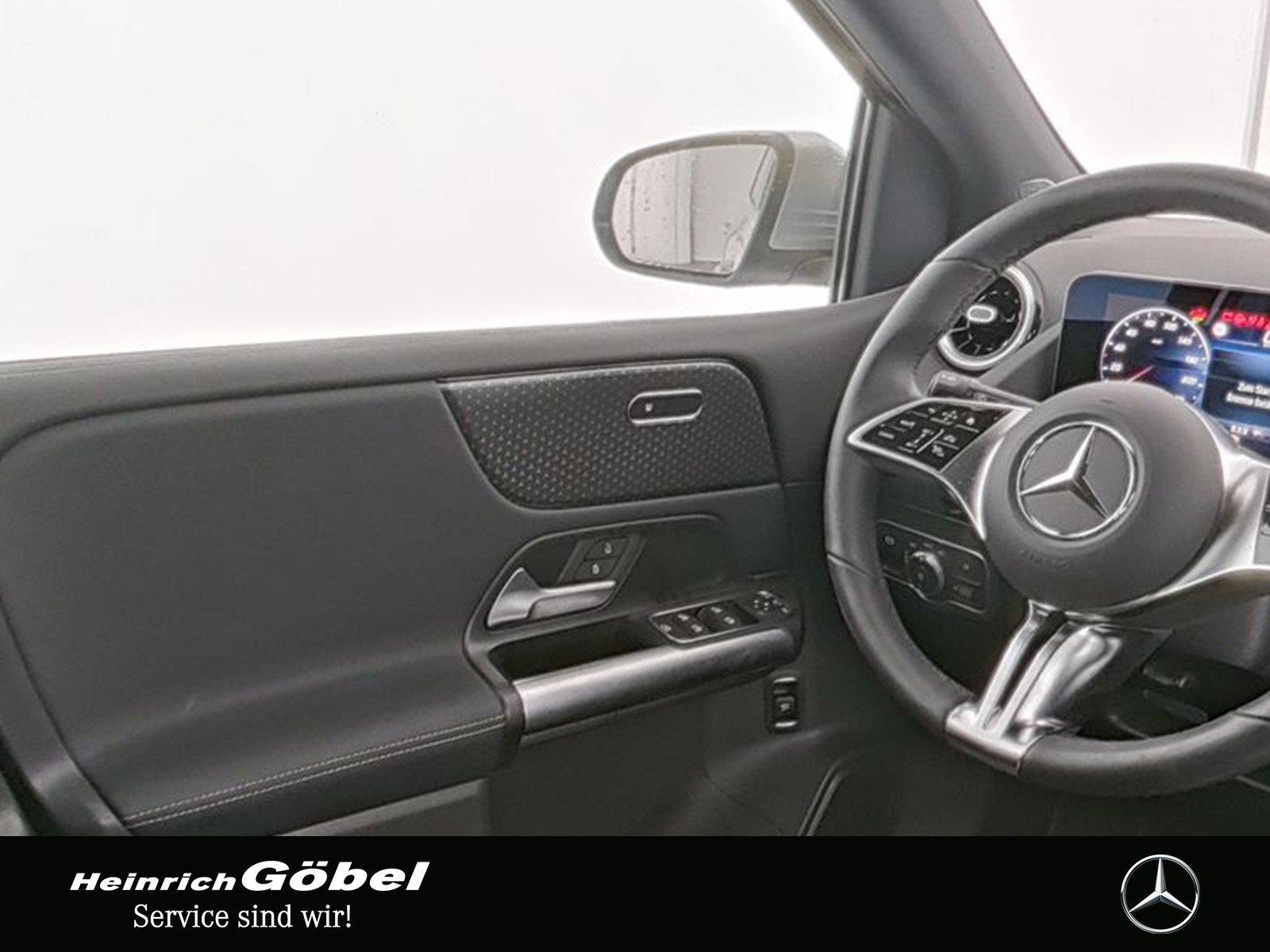 Mercedes-Benz B 200 Progressive Sedan