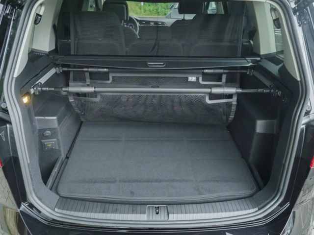 Volkswagen Touran DSG Highline