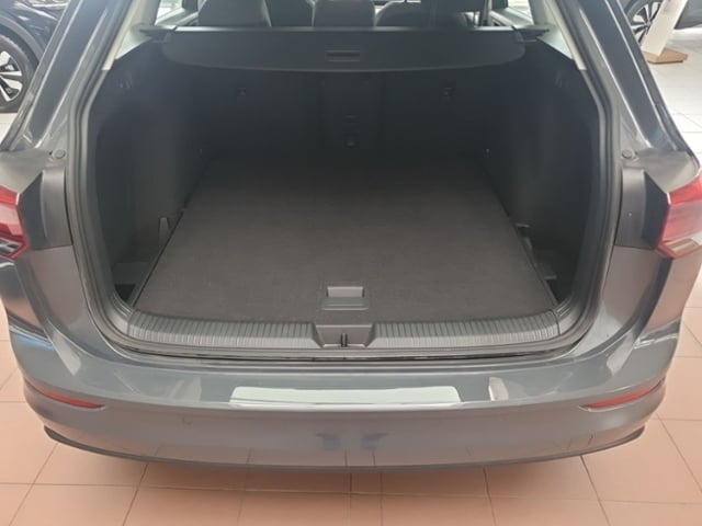 Volkswagen Golf 1.0 TSI Variant