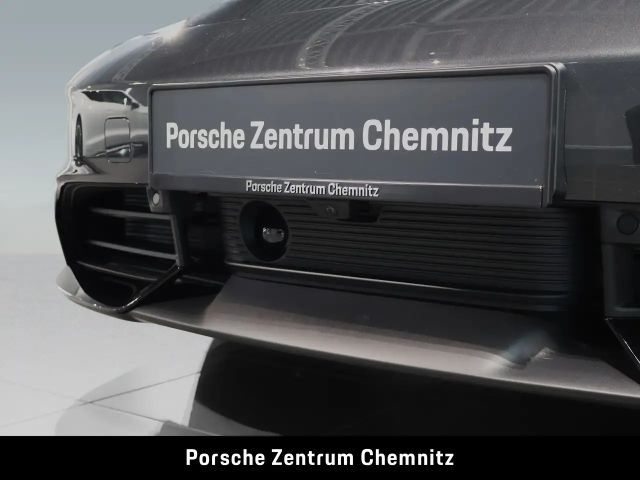 Porsche Taycan 4 GTS