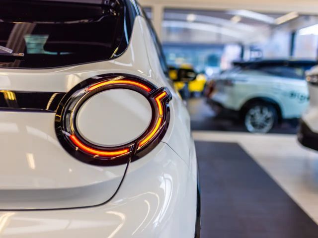 Nissan Micra Advance 52 kWh 150 PS