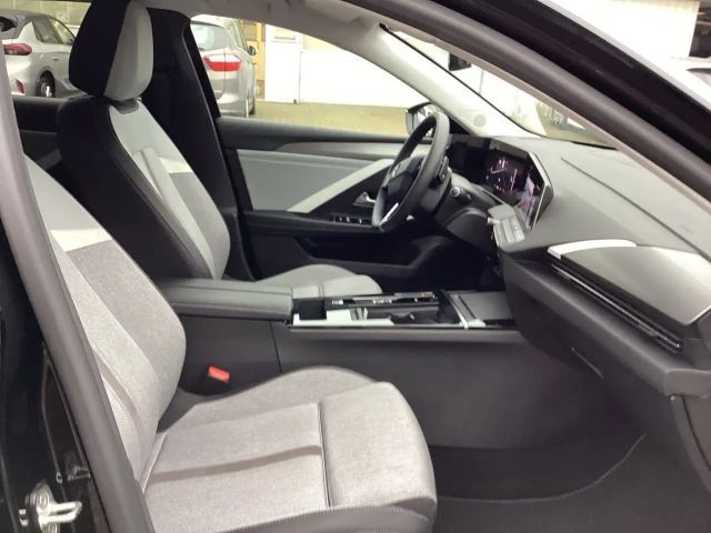 Opel Astra Business Elegance