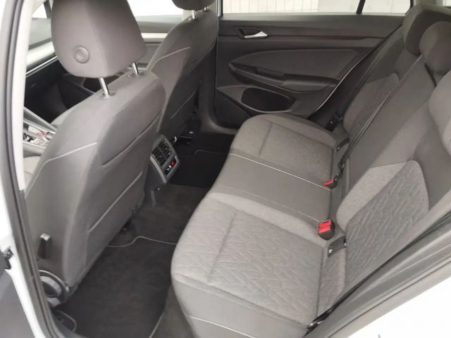 Volkswagen Golf DSG Life Variant