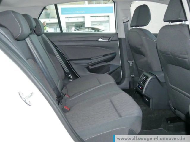 Volkswagen Golf Golf VIII Life