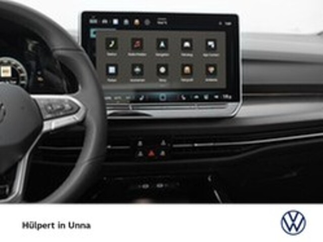 Volkswagen Golf 1.5 eTSI Golf VIII R-Line