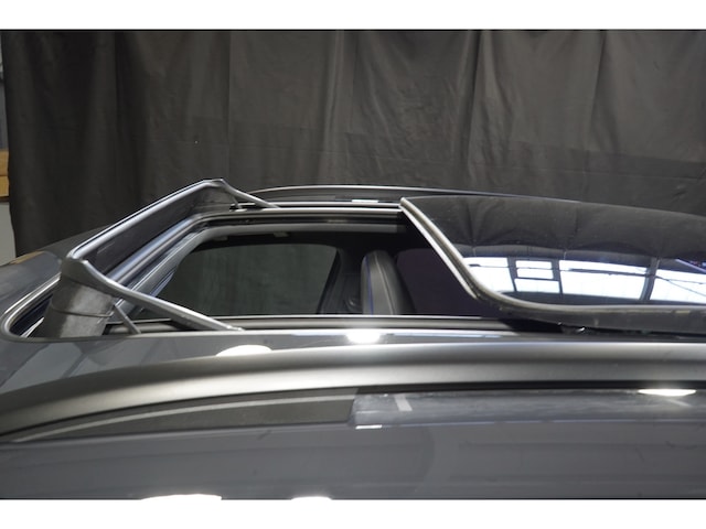 Volkswagen Tiguan 4Motion DSG R-Line