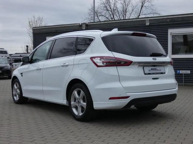 Ford S-Max 2.5 Hybrid 'Titanium'  #LED #NAVI #ACC #KAM