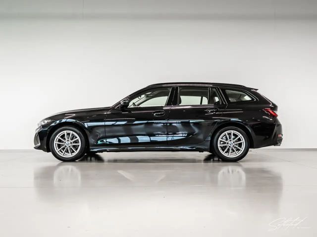 BMW 320 320d Touring xDrive