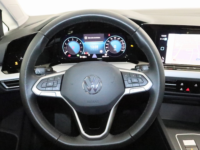 Volkswagen Golf 1.5 eTSI Golf VIII Life