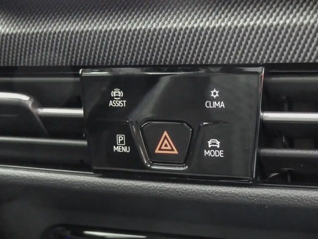 Volkswagen Golf R-Line Variant