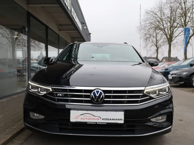 Volkswagen Passat 2.0 TSI R-Line Variant