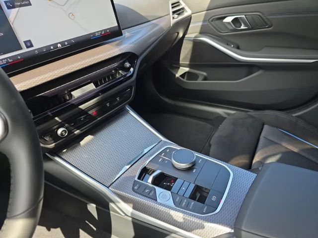 BMW 330 330i M-Sport Touring xDrive