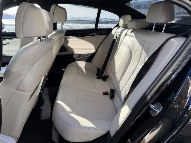 BMW 540 540d M-Sport Sedan xDrive