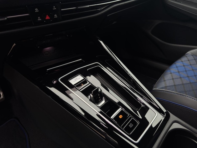 Volkswagen Golf 2.0 TSI DSG