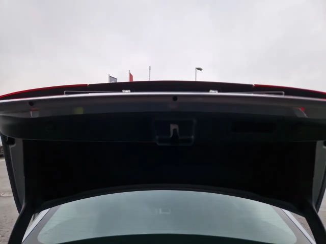 Mercedes-Benz E 300 E 300 de Sedan