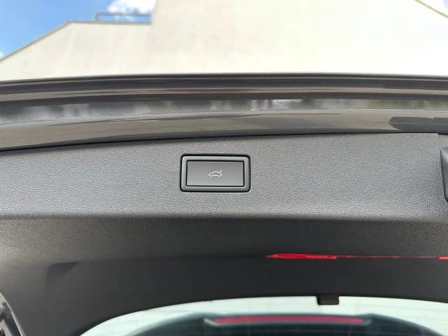 Volkswagen Tiguan DSG Sport