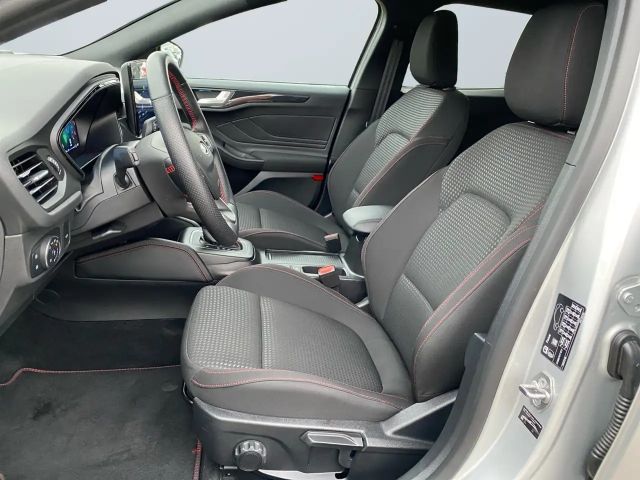 Ford Focus ST Line Wagon