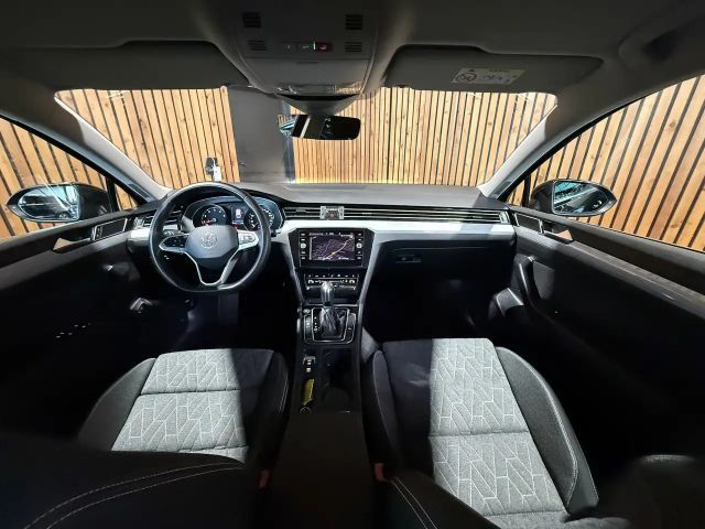 Volkswagen Passat DSG Variant