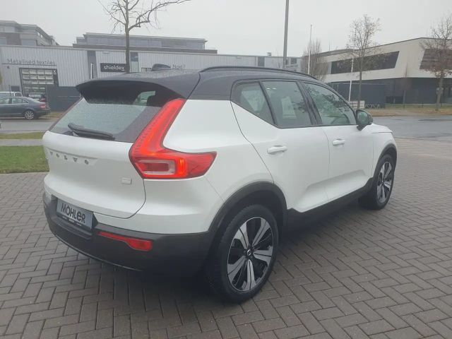 Volvo XC40 Core Recharge