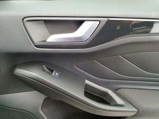 Ford Focus EcoBoost ST Line Wagon