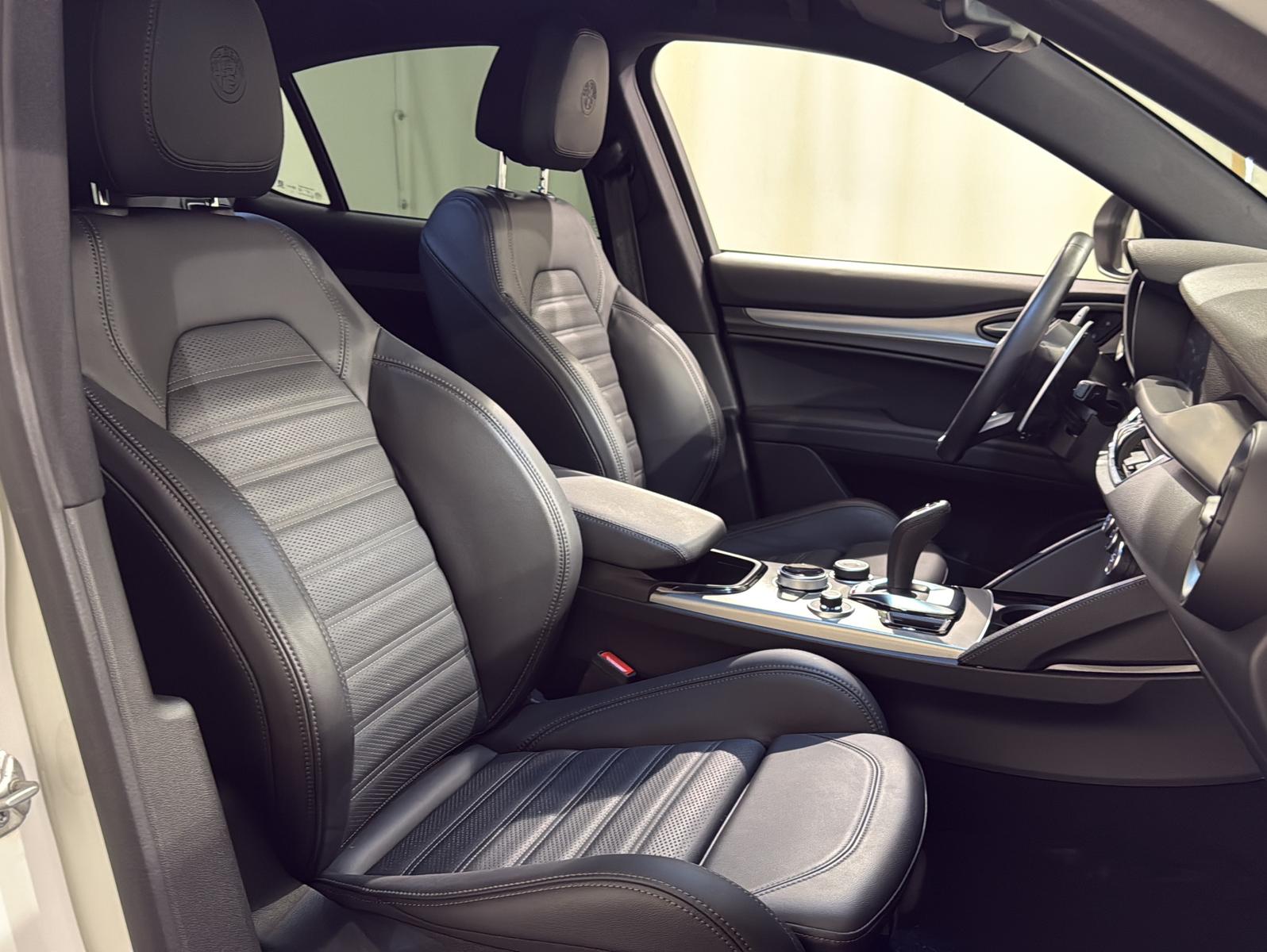 Alfa Romeo Stelvio Q4 Veloce