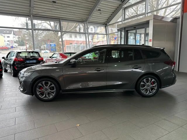 Ford Focus ST Line Wagon