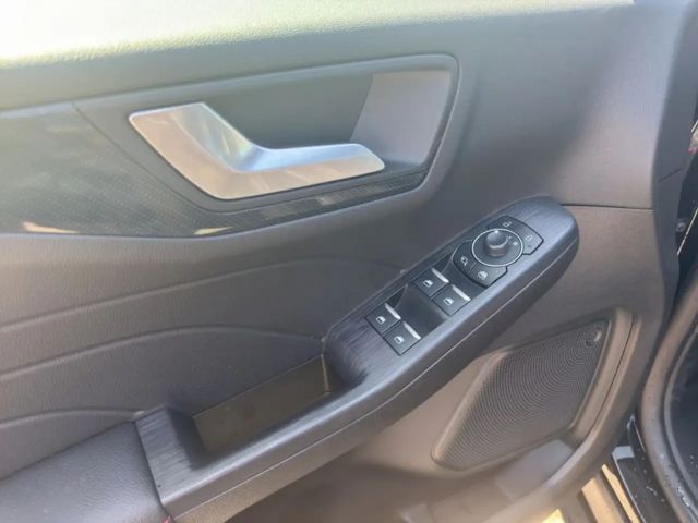 Ford Kuga EcoBoost ST Line X