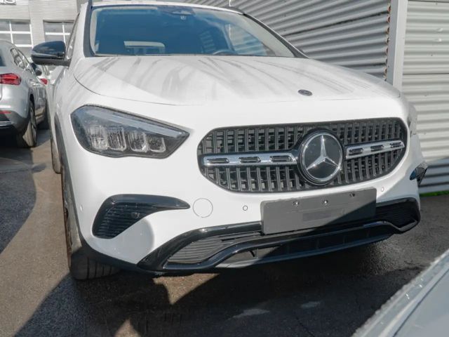 Mercedes-Benz GLA 180 Progressive