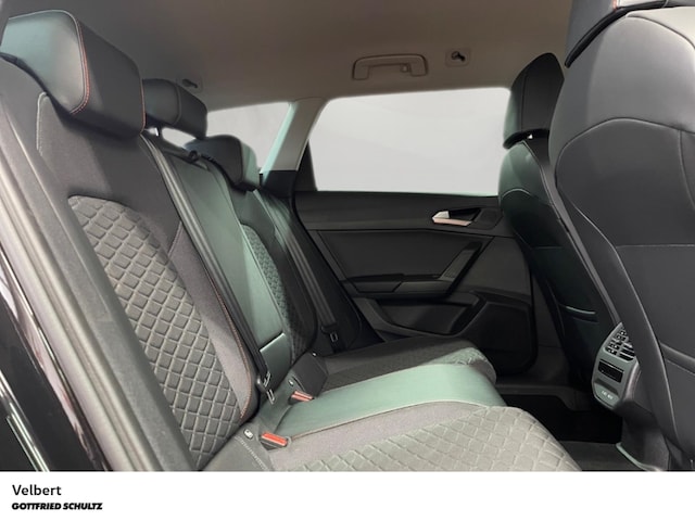 Seat Leon 1.5 eTSI FR-lijn Sportstourer