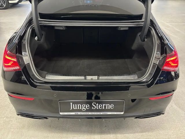 Mercedes-Benz CLA 180 AMG Line Coupé