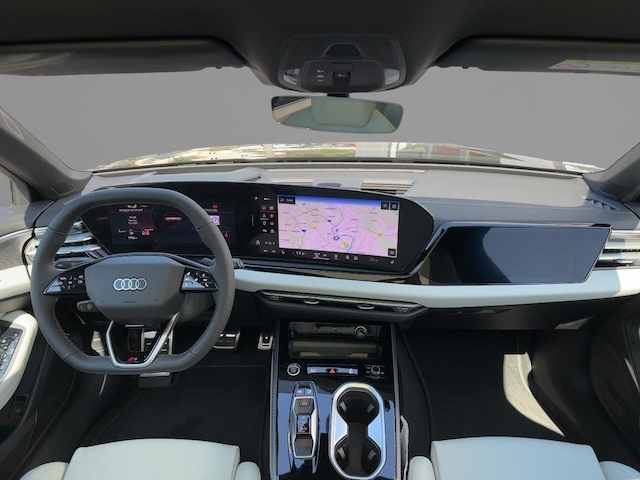 Audi A6 Avant Quattro S-Tronic