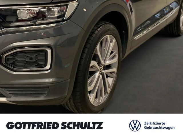 Volkswagen T-Roc ACTIVE TSI NAVI EINPARKHILFE ACC LED SITZHEIZUNG