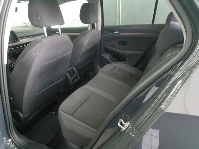 Volkswagen Golf 2.0 TDI DSG Golf VIII Style