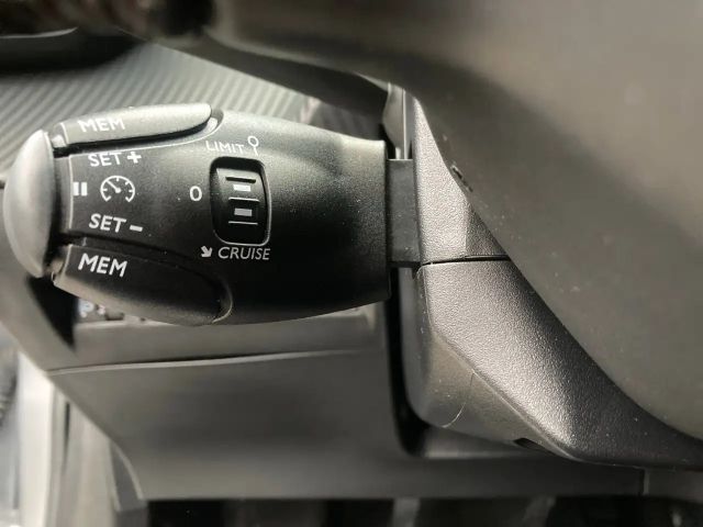 Peugeot 208 Active Pack PureTech